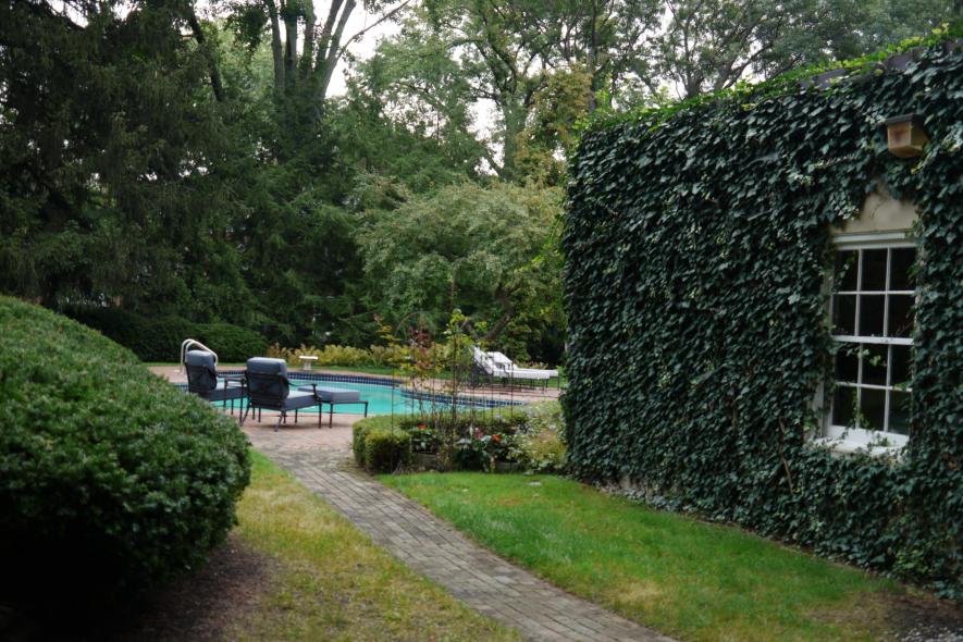 Exclusive look inside Elmore Leonard's 2.4 million Bloomfield Township