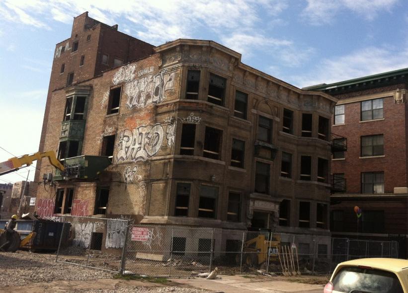 16.7M redevelopment of Cass Corridor apartment buildings kicks off